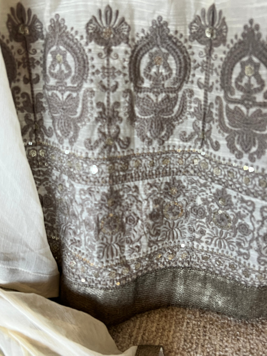 2-Piece Gown and Scarf Set