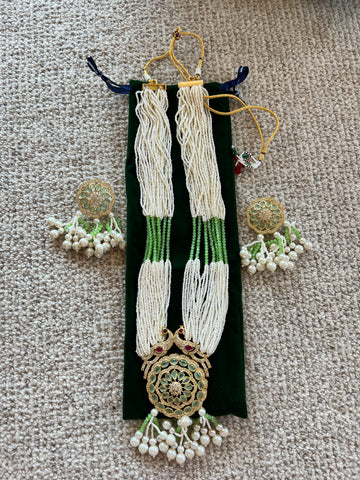 Necklace and Earring Set (green, gold, beads, pearls)